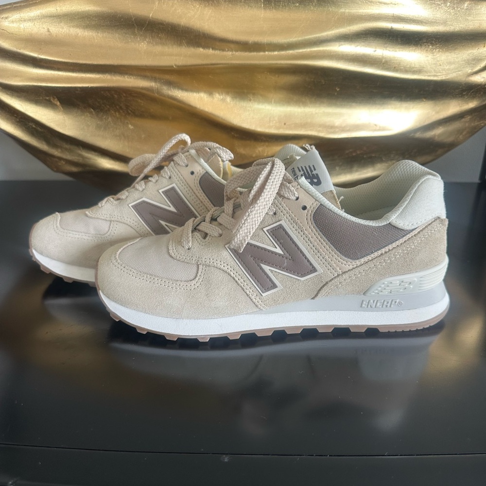 New Balance 574 Beige Sneakers- WS13